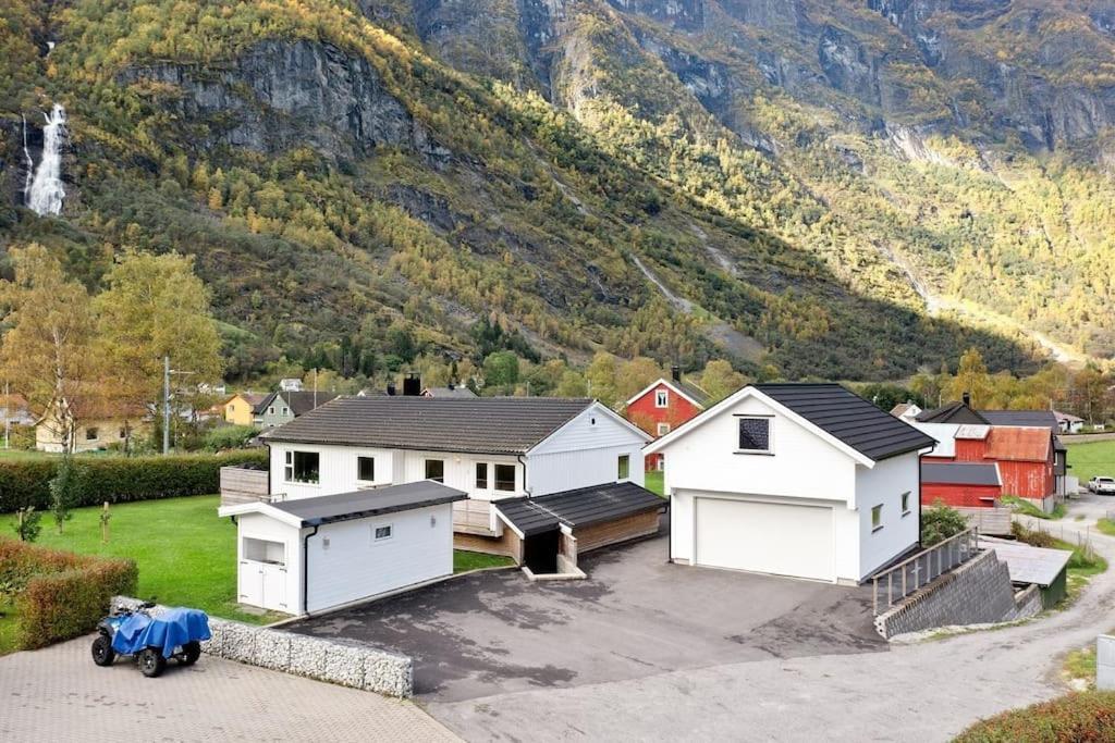 Fint Hus I Flam Villa Aurland Exterior photo